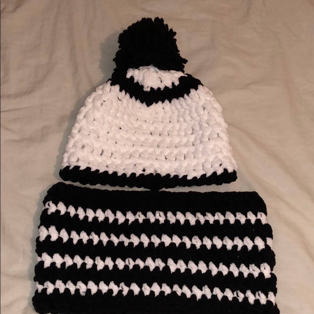 Matching cowl and beanie